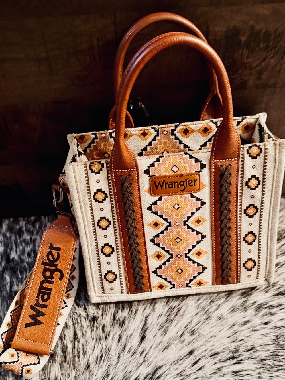 Wrangler Brown & Cream Southwestern Pattern Tote